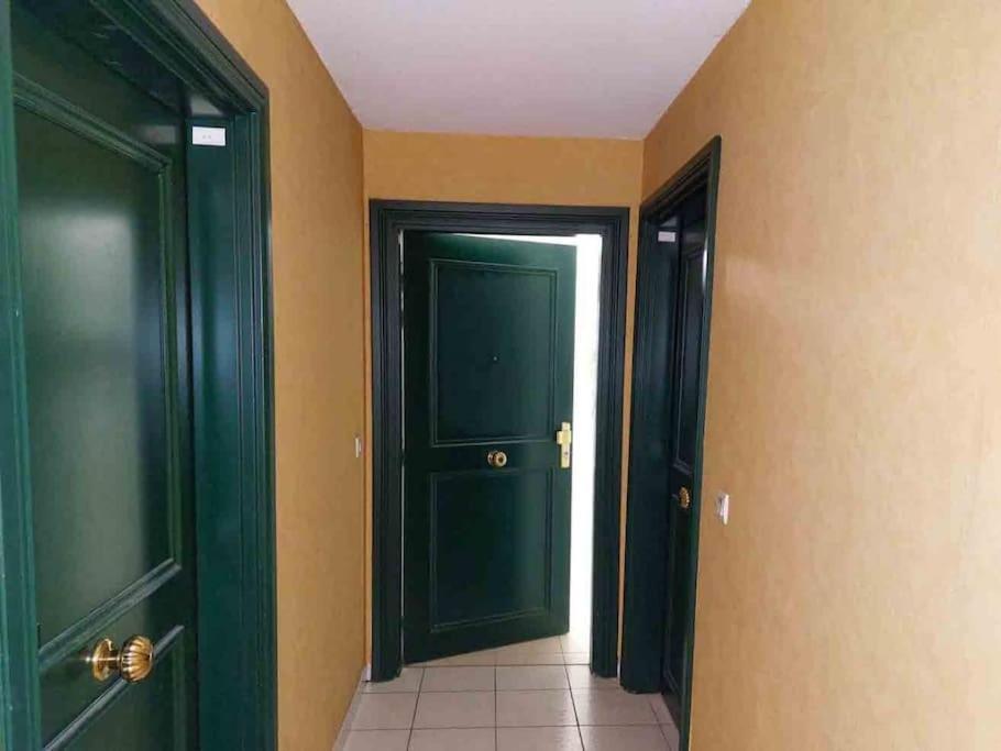 Modern One Bedroom Apartment In カンヌ エクステリア 写真
